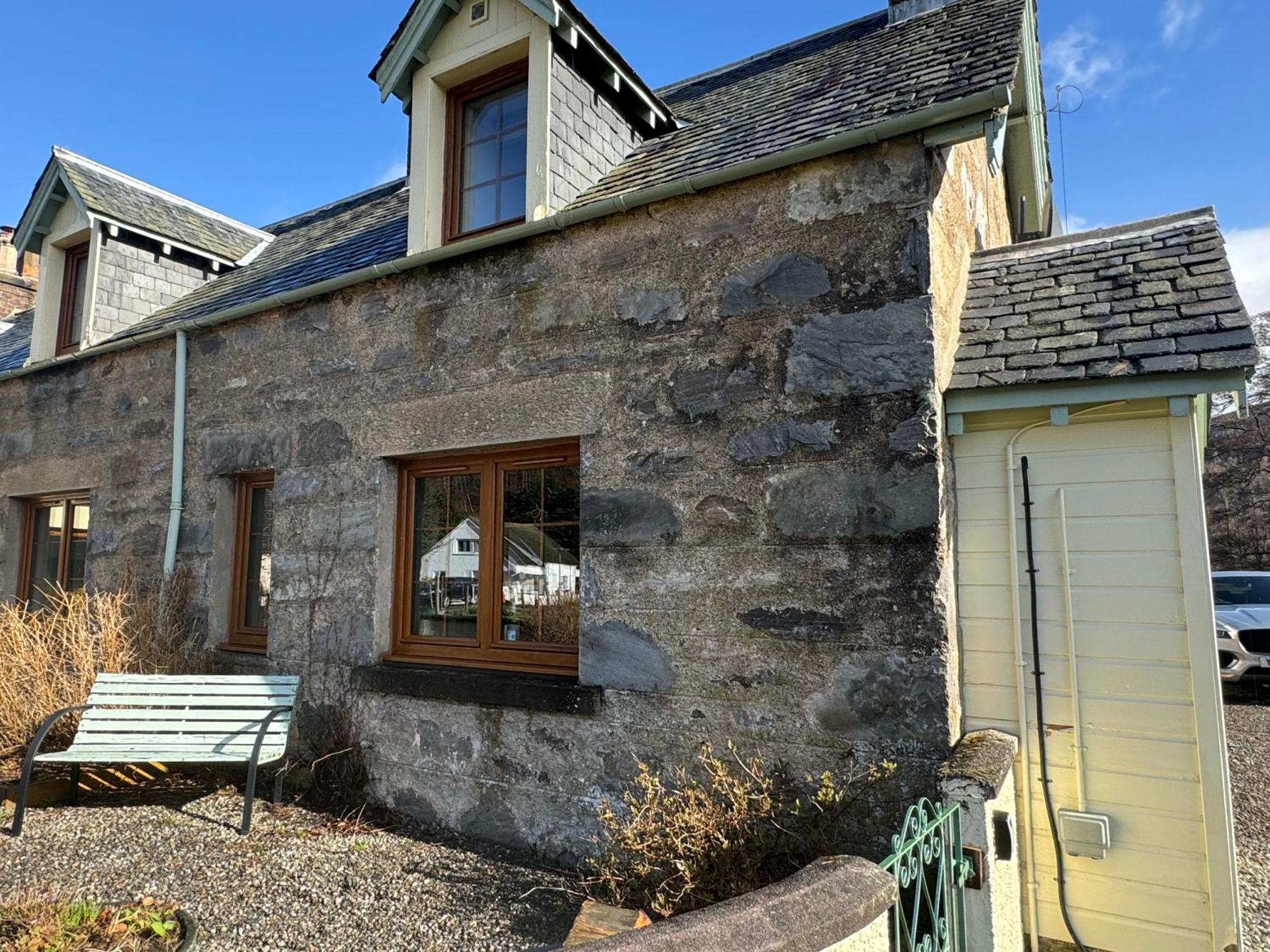 Rosemount Bothy - Highland Cottage Гарв Екстериор снимка