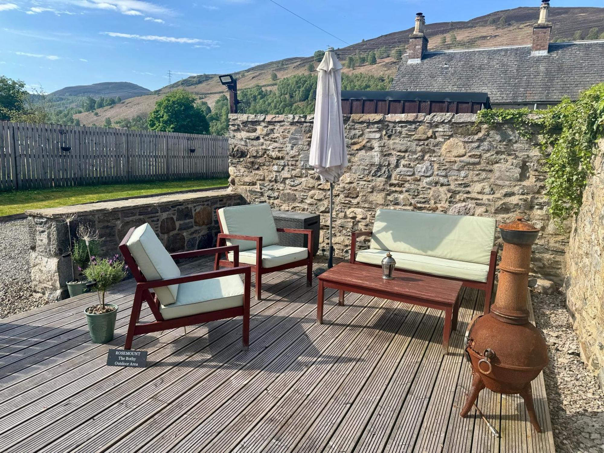 Rosemount Bothy - Highland Cottage Гарв Екстериор снимка
