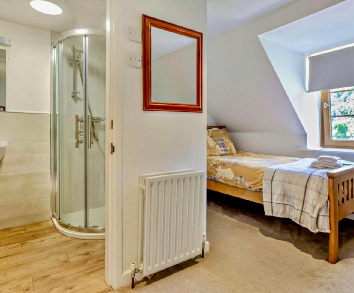 Rosemount Bothy - Highland Cottage Гарв Екстериор снимка
