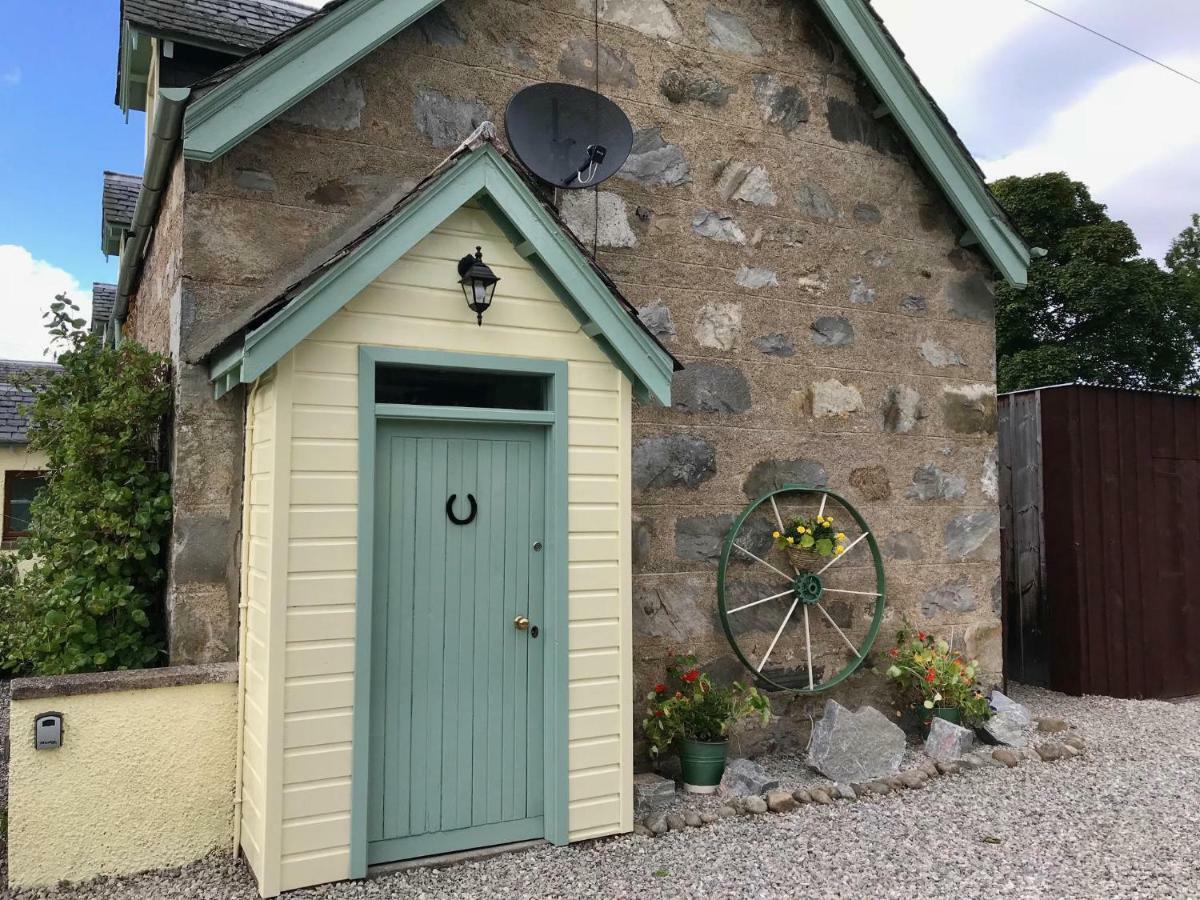 Rosemount Bothy - Highland Cottage Гарв Екстериор снимка